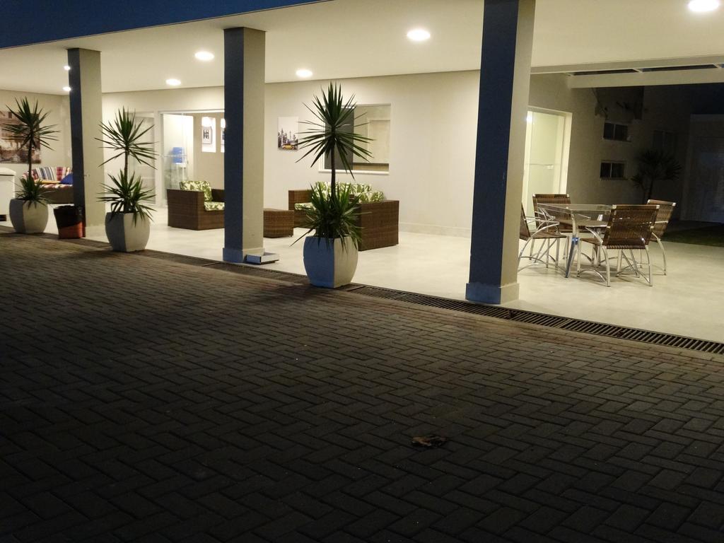 Pousada Casa Nova เซาโจเซดอสกัมปอส ภายนอก รูปภาพ